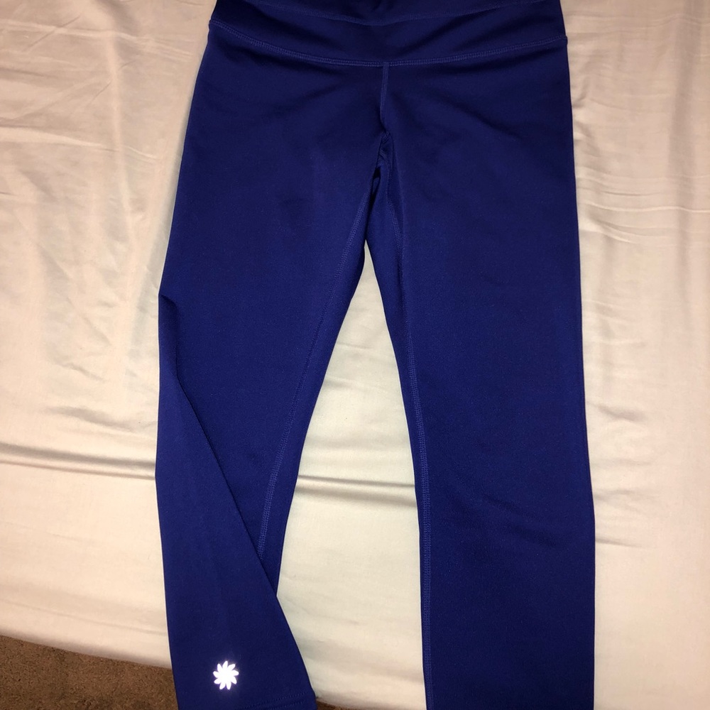 Women’s Athleta Cropped leggings size XS